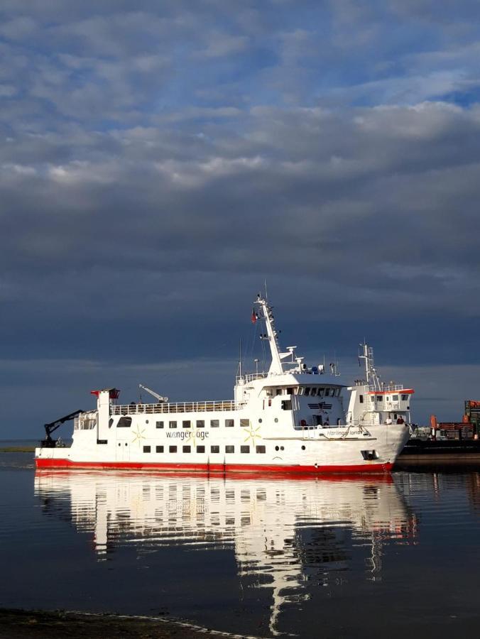 Ferienwohnungen Schaefer Carolinensiel Exterior foto